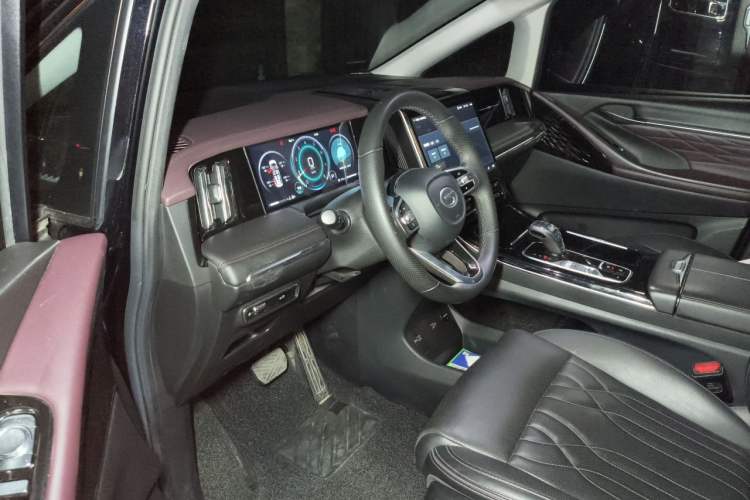 Used GAC Trumpchi M8 2024 Master Series 400T Prestige Edition Driver Seat