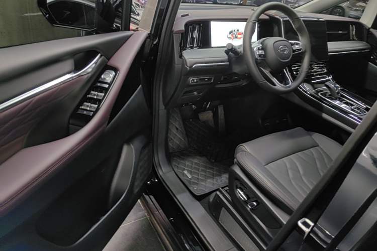Used GAC Trumpchi M8 2024 Master Series 400T Prestige Edition Driver Seat