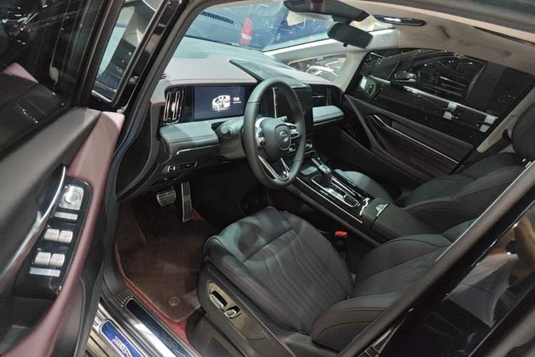 Used GAC Trumpchi M8 2024 Master Series 400T Prestige Edition Driver Seat