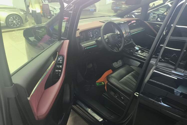 Used GAC Trumpchi M8 2024 Zongshi Series 400T Pioneer Edition Driver Seat