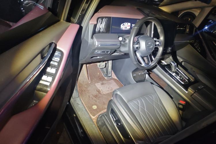 Used GAC Trumpchi M8 2024 Master Series 400T Prestige Edition Driver Seat