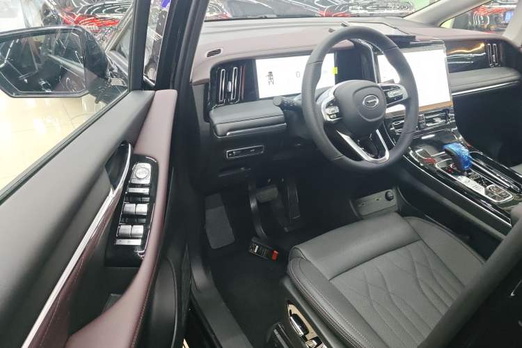Used GAC Trumpchi M8 2024 Master Series 400T Prestige Edition Driver Seat