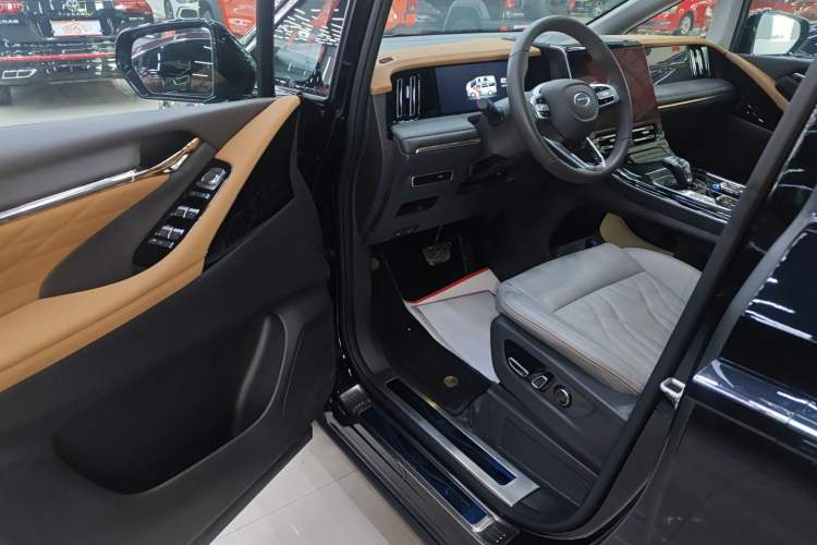 Used GAC Trumpchi M8 2024 Master Series 400T Ultimate Edition Driver Seat