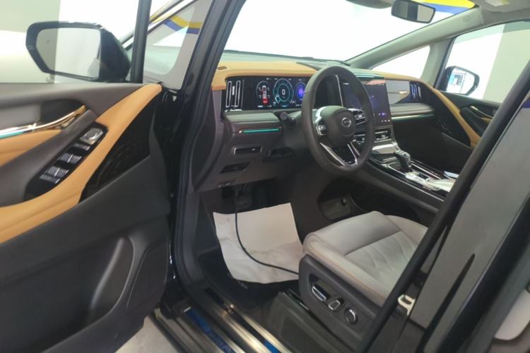 Used GAC Trumpchi M8 2024 Master Series 400T Ultimate Edition Driver Seat