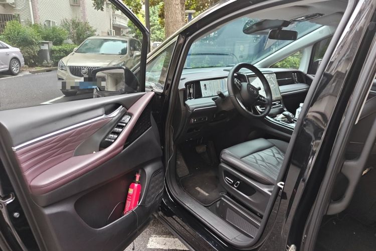 Used GAC Trumpchi M8 2024 Master Series 400T Prestige Edition Driver Seat
