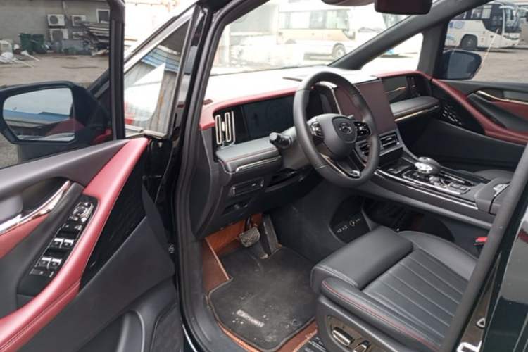 Used GAC Trumpchi M8 2024 Zongshi Series 400T Ultimate Edition Driver Seat
