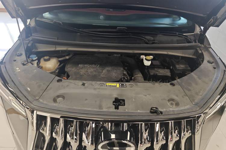 Used GAC Trumpchi M8 2024 Zongshi Series 400T Ultimate Edition Engine Bay