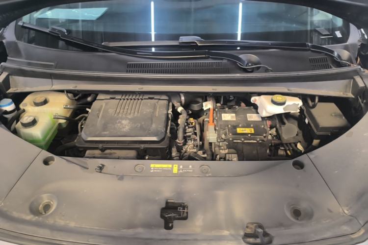 Used GAC Trumpchi M8 2024 Master Series Super Hybrid Edition Engine Bay