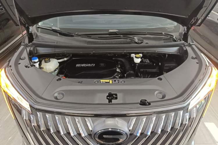 Used GAC Trumpchi M8 2024 Master Series 400T Prestige Edition Engine Bay