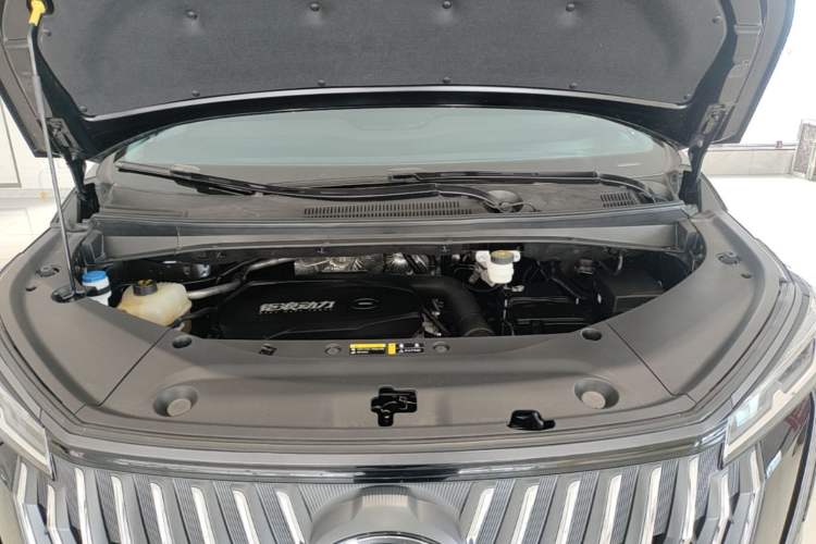 Used GAC Trumpchi M8 2024 Master Series 400T Prestige Edition Engine Bay