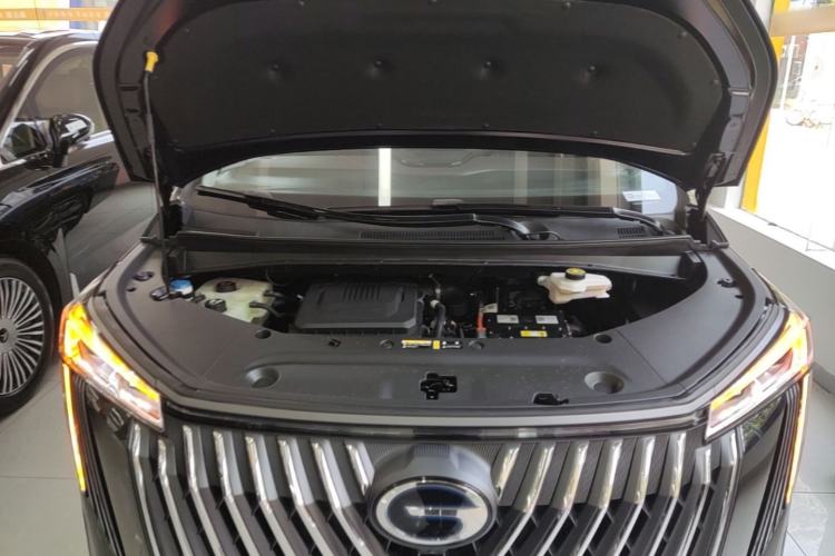 Used GAC Trumpchi M8 2024 Master Series Super Hybrid Edition Engine Bay