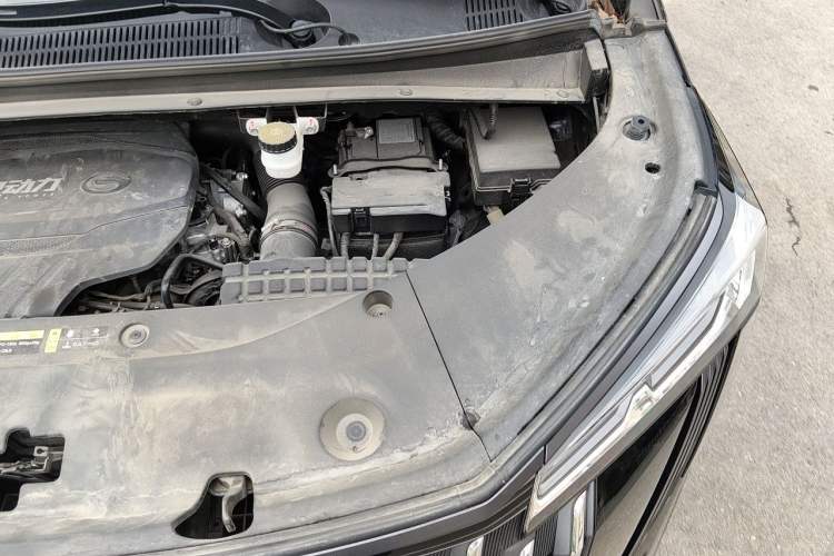 Used GAC Trumpchi M8 2024 Master Series 400T Prestige Edition Engine Bay Left