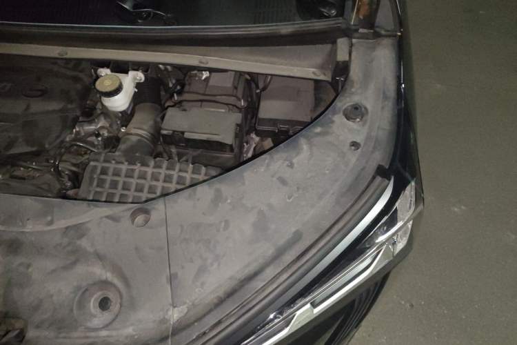 Used GAC Trumpchi M8 2024 Master Series 400T Ultimate Edition Engine Bay Left