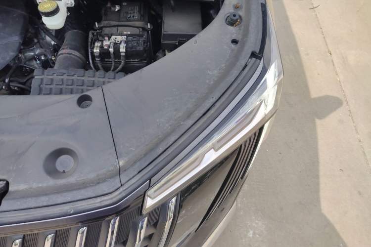 Used GAC Trumpchi M8 2024 Master Series 400T Prestige Edition Engine Bay Left