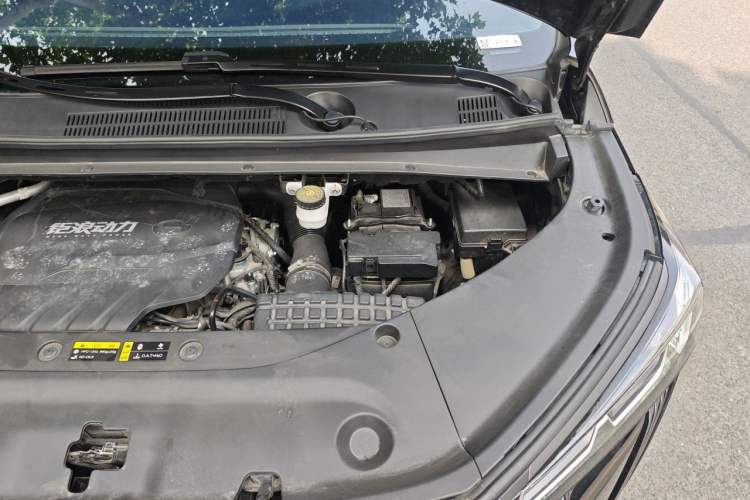 Used GAC Trumpchi M8 2024 Master Series 400T Prestige Edition Engine Bay Left