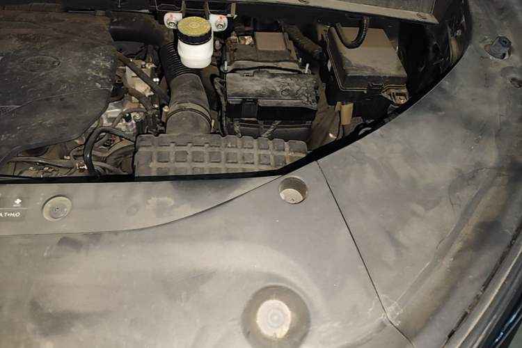 Used GAC Trumpchi M8 2024 Master Series 400T Ultimate Edition Engine Bay Left