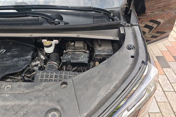 Used GAC Trumpchi M8 2024 Zongshi Series 400T Pioneer Edition Engine Bay Left