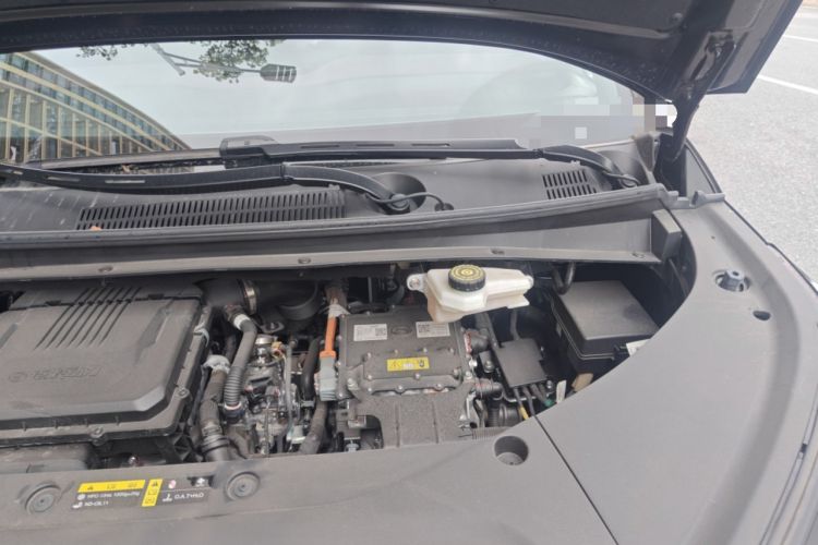Used GAC Trumpchi M8 2024 Master Series Super Hybrid Edition Engine Bay Left