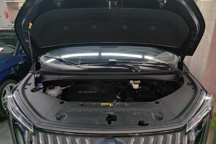 Used GAC Trumpchi M8 2024 Master Series 400T Prestige Edition Engine Bay