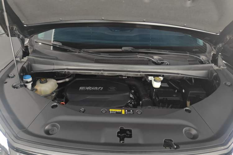 Used GAC Trumpchi M8 2024 Master Series 400T Prestige Edition Engine Bay