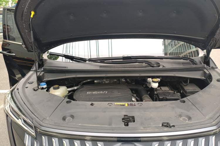 Used GAC Trumpchi M8 2024 Master Series 400T Ultimate Edition Engine Bay