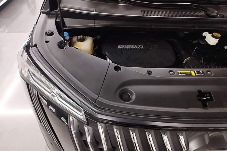 Used GAC Trumpchi M8 2024 Master Series 400T Prestige Edition Engine Bay Right