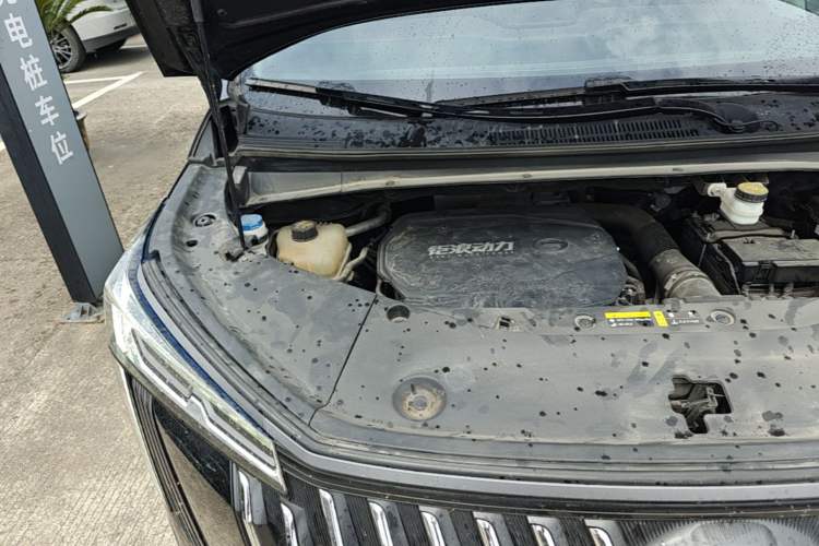 Used GAC Trumpchi M8 2024 Master Series 400T Prestige Edition Engine Bay Right