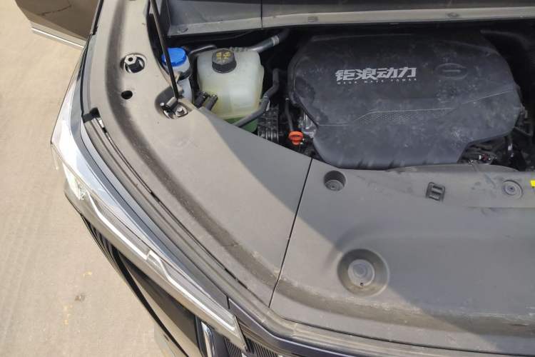 Used GAC Trumpchi M8 2024 Master Series 400T Prestige Edition Engine Bay Right