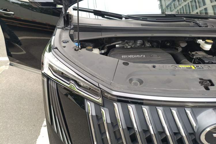 Used GAC Trumpchi M8 2024 Master Series 400T Ultimate Edition Engine Bay Right