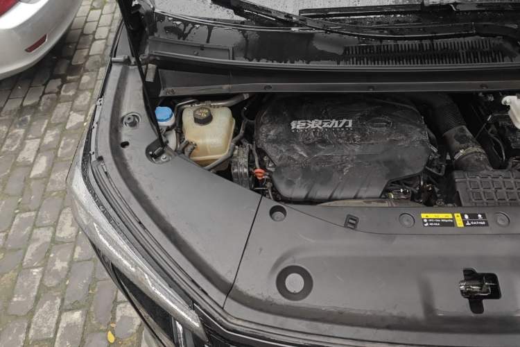 Used GAC Trumpchi M8 2024 Master Series 400T Prestige Edition Engine Bay Right