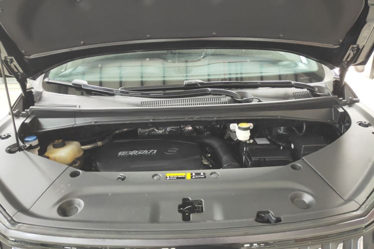Used GAC Trumpchi M8 2024 Master Series 400T Prestige Edition Engine Bay