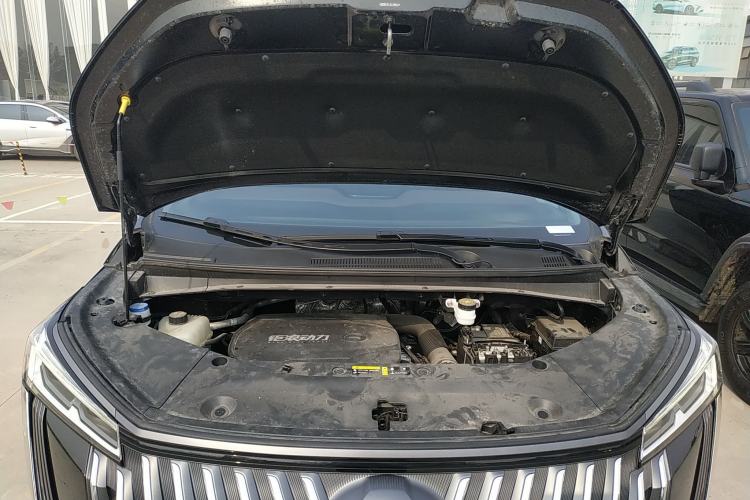 Used GAC Trumpchi M8 2024 Master Series 400T Prestige Edition Engine Bay