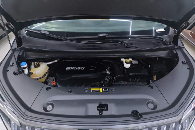 Used GAC Trumpchi M8 2024 Master Series 400T Ultimate Edition Engine Bay