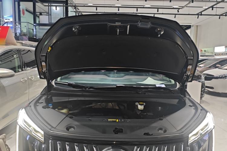 Used GAC Trumpchi M8 2024 Master Series 400T Prestige Edition Engine Bay