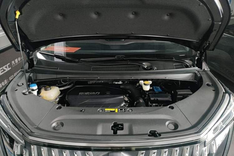 Used GAC Trumpchi M8 2024 Master Series 400T Ultimate Edition Engine Bay