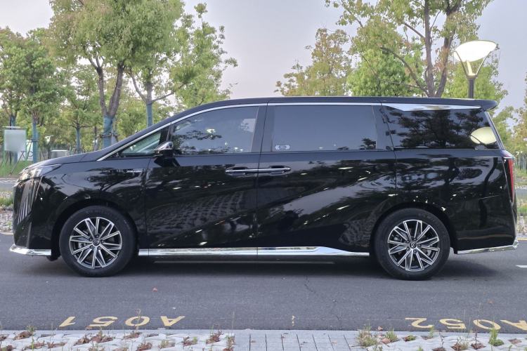 Used GAC Trumpchi M8 2024 Master Series 400T Ultimate Edition Exterior 4
