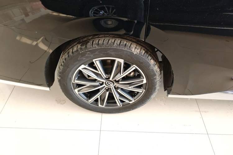 Used GAC Trumpchi M8 2024 Master Series 400T Prestige Edition Exterior 5