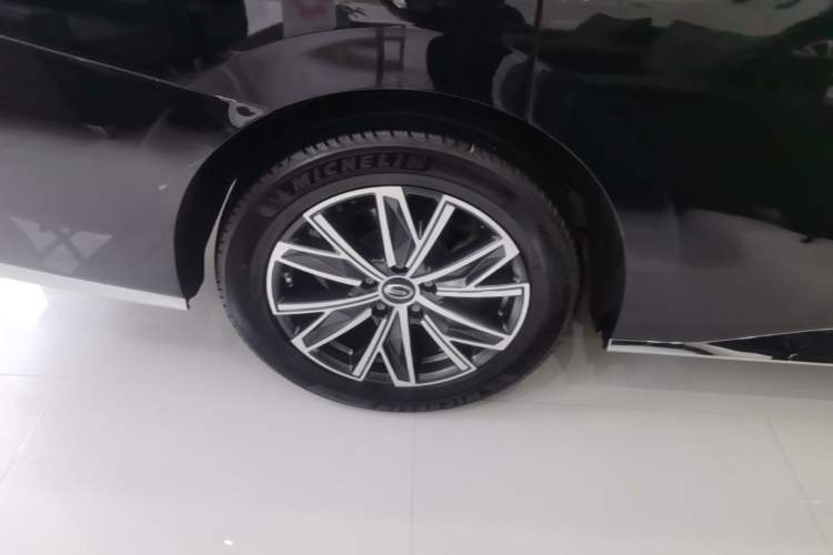 Used GAC Trumpchi M8 2024 Master Series 400T Ultimate Edition Exterior 5