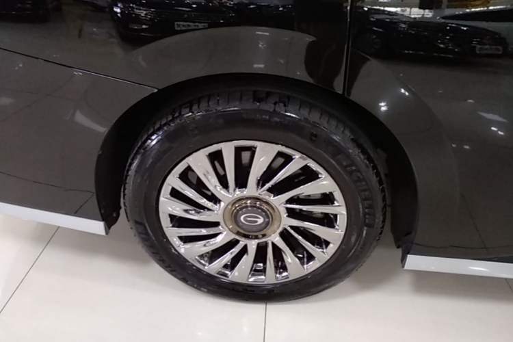 Used GAC Trumpchi M8 2024 Zongshi Series 400T Ultimate Edition Exterior 5