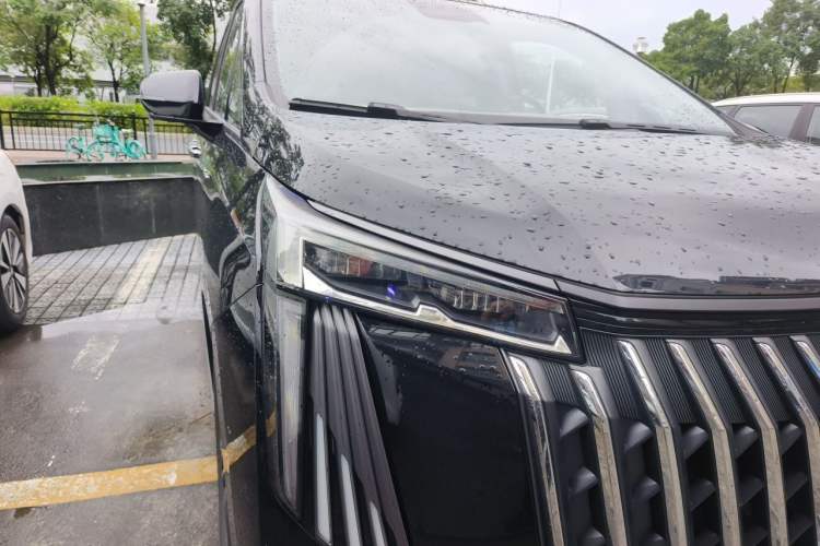 Used GAC Trumpchi M8 2024 Master Series 400T Prestige Edition Exterior 6
