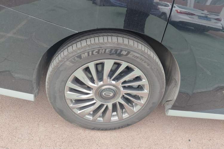 Used GAC Trumpchi M8 2024 Zongshi Series 400T Ultimate Edition Exterior 8