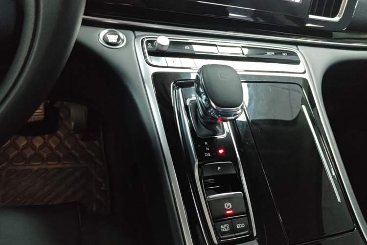 Used GAC Trumpchi M8 2024 Lingxiu Series 390T Luxury Edition Gear Lever