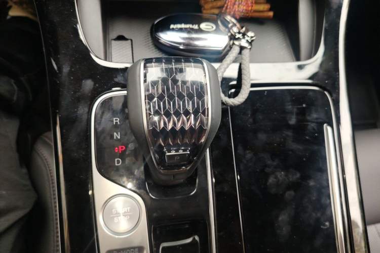Used GAC Trumpchi M8 2024 Master Series 400T Prestige Edition Gear Lever
