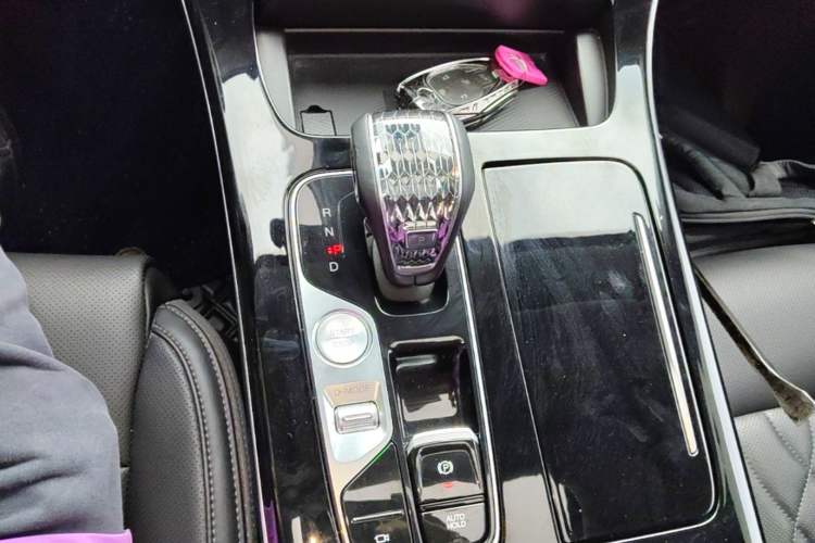 Used GAC Trumpchi M8 2024 Master Series 400T Ultimate Edition Gear Lever