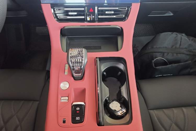 Used GAC Trumpchi M8 2024 Master Series 400T Ultimate Edition Gear Lever