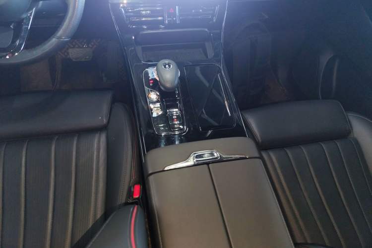 Used GAC Trumpchi M8 2024 Zongshi Series 400T Ultimate Edition Gear Lever