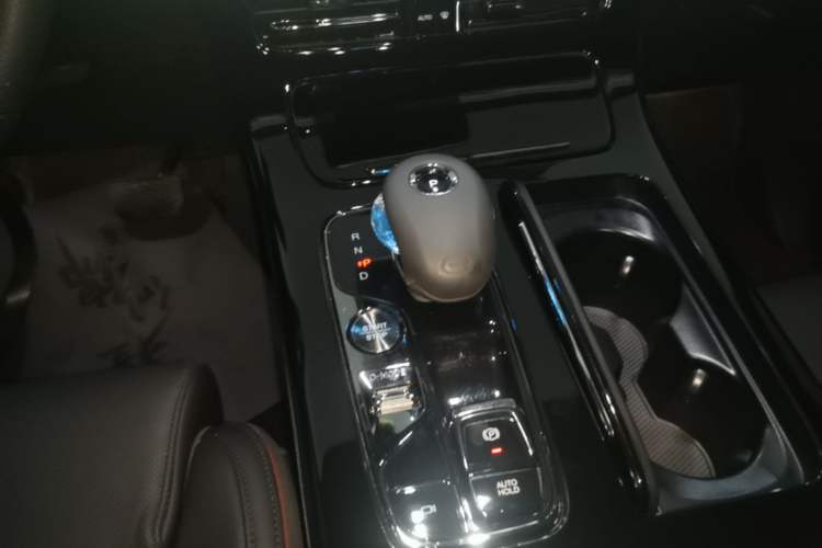 Used GAC Trumpchi M8 2024 Zongshi Series 400T Ultimate Edition Gear Lever