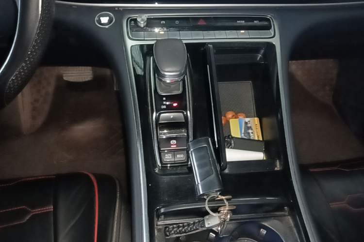 Used GAC Trumpchi M8 2024 Lingxiu Series 390T Luxury Edition Gear Lever