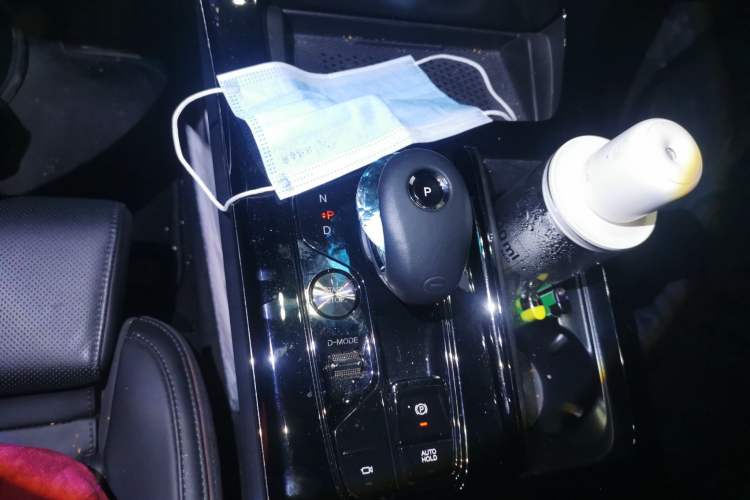 Used GAC Trumpchi M8 2024 Master Series 400T Ultimate Edition Gear Lever