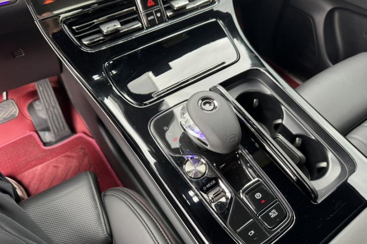 Used GAC Trumpchi M8 2024 Zongshi Series Dual-Motor Supreme Edition Gear Lever